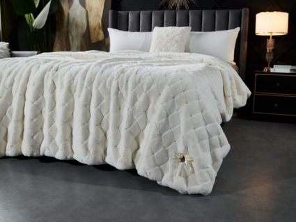 Покрывало Софи де Марко Бернард (молоко) 220х240